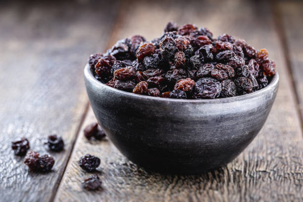 Black raisins